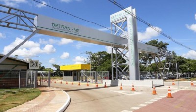 Governo publica reclassificação de candidatos em concurso público do Detran de 2014
