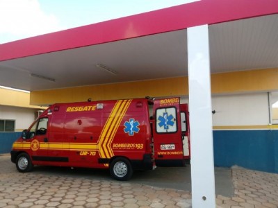 Motociclista cai sozinho, bate cabeça em meio fio e morre em Ivinhema