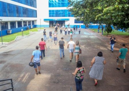 IFMS divulga gabarito do concurso com 18 vagas e salários de R$ 9,6 mil