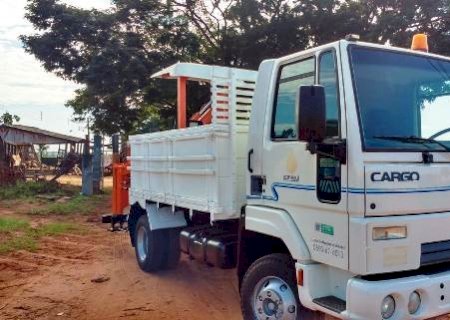 Sanesul disponibiliza caminhão para agilizar serviços em Novo Horizonte do Sul e Jateí