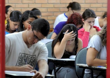 Decisão de ministro pega ‘concurseiros’ de surpresa e professores buscam novas áreas