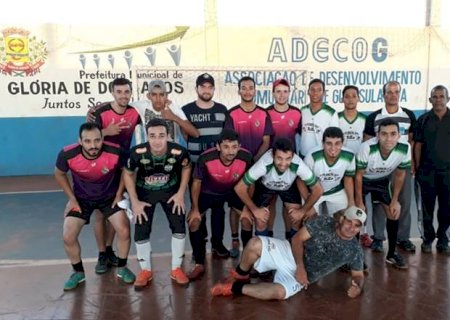 Equipe de Guassulândia conquista torneio de futsal em Glória de Dourados