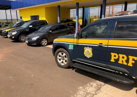 PRF recupera Corolla e Ranger roubados em Glória de Dourados