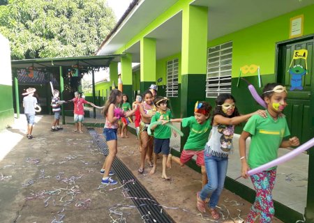 Em Glória de Dourados, Escola Hilda Bergo, após 54 anos, deixa mensagem de despedida
