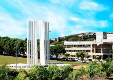 UFMS encerra neste domingo concurso com 27 vagas e salário de R$ 2,4 mil