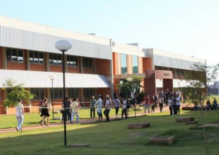 UFGD suspende concurso de professores após confirmação do novo coronavírus em MS