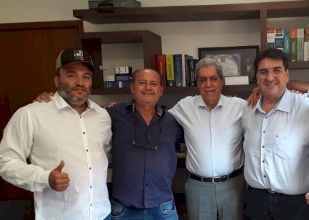 MDB se fortalece e filia ex-prefeito, vereador e ex-vereador visando eleições em Glória de Dourados