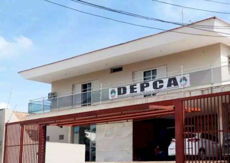M&atilde;e acorda de cochilo e flagra o marido estuprando a filha de 10 anos