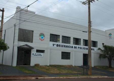 Em Nova Andradina, idoso é preso por assassinar a esposa com golpes de facão e tentar matar o filho