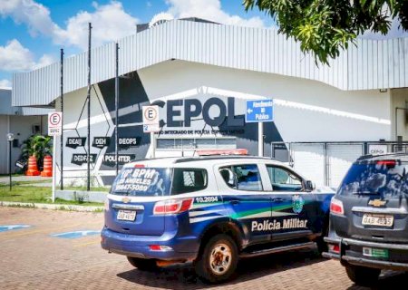 Ladr&atilde;o &eacute; perseguido e espancado ap&oacute;s roubar celular de passageira de &ocirc;nibus