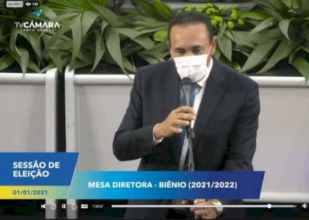 De forma unânime, Carlão é eleito presidente da Câmara Municipal e Vicentinense Delei Pinheiro 1° secretário