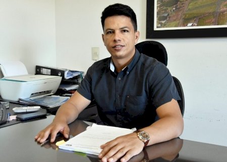 Júlio Buguelo quer auxílio emergencial para pequenos empresários que sofrem com a pandemia no município