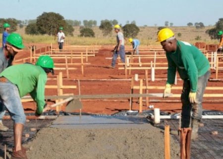 Licitação para execução de 50 bases do projeto Lote Urbanizado é lançada para Jateí
