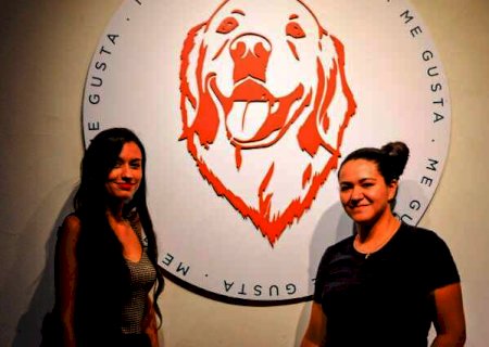 Amigas abrem bar com m&uacute;sica para mulherada beber em paz e levar pet
