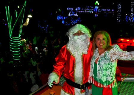Prefeita Ilda Machado convida população para a chegada do Papai Noel no dia 18 em Fátima do Sul