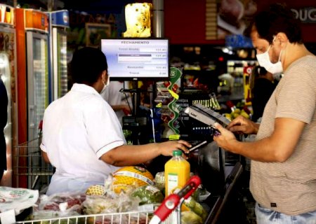 Precisa fazer compra? Confira o que abre neste feriado de Natal em Campo Grande