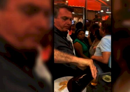 Aposta na "lot&eacute;rica do Bolsonaro" fatura R$ 40 mil na quina da Mega
