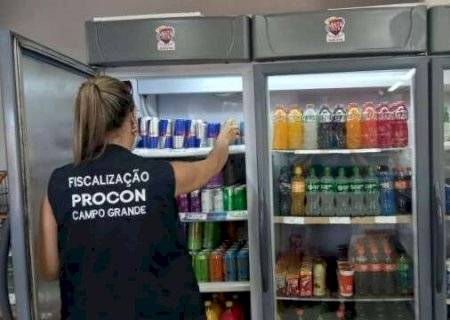 Procon identifica 264 produtos vencidos em 15 supermercados de Campo Grande