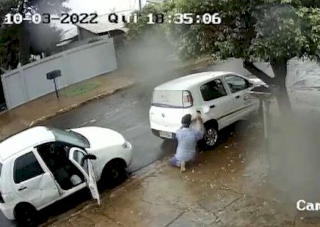 Homem é flagrado tentando furtar combustível de carro estacionado em MS