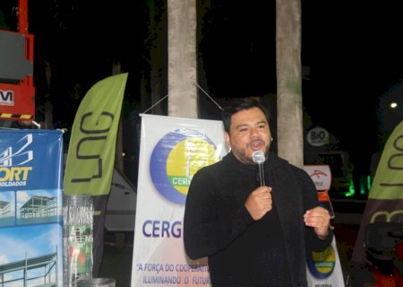 Live solidária de Marcelo Mourão na Expoagro surpreendeu organização