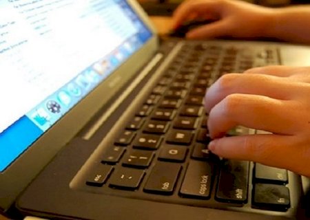 Governador sanciona lei que obriga empresas informarem velocidade da internet na fatura