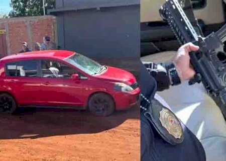 Submetralhadora é encontrada dentro de pacote em carro estacionado na fronteira de MS