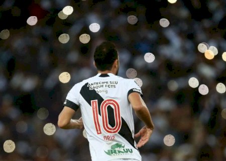 Em um Maracanã lotado, Vasco recebe o Sport pela Série B>