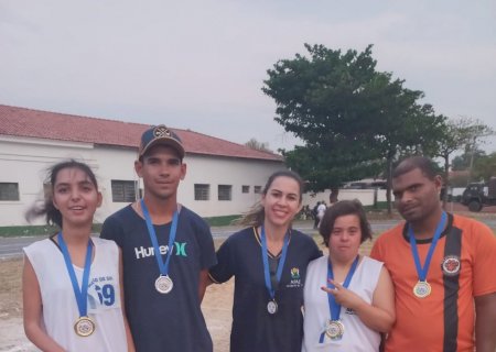 Estudantes atletas da APAE de Fátima do Sul ganham medalhas de ouro na Olimpíada Estadual Especial das APAES