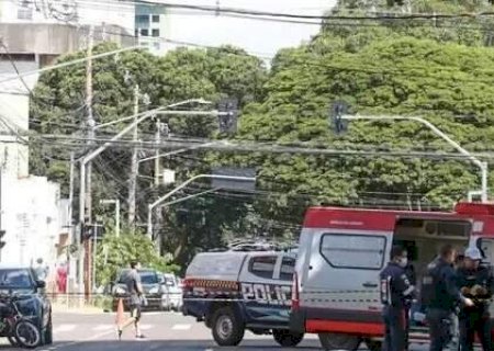 Mulher morre atropelada no Centro da Capital