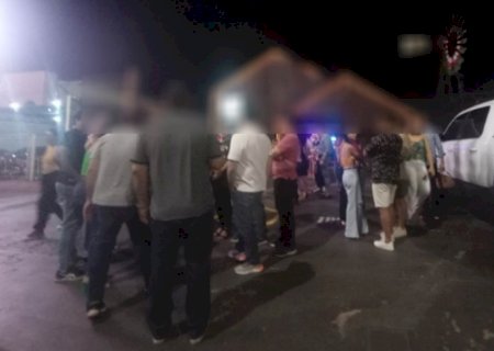 Clientes são evacuados devido a \'curto-circuito\' em cozinha de bar em Campo Grande