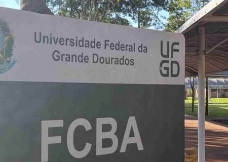 Após equipamentos queimarem por oscilação de energia, UFGD suspende concurso para professores