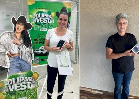 Agência Sicredi de Fátima do Sul entrega 2 Iphones 14 aos associados da promoção Poupar e Investir é para Todos