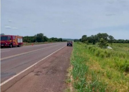 Idoso morre após perder controle da direção e capotar veículo na BR-267, em Casa Verde