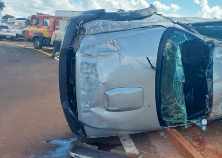 Moradores de Vicentina ficam feridos em acidente na Linha do Caraguatá