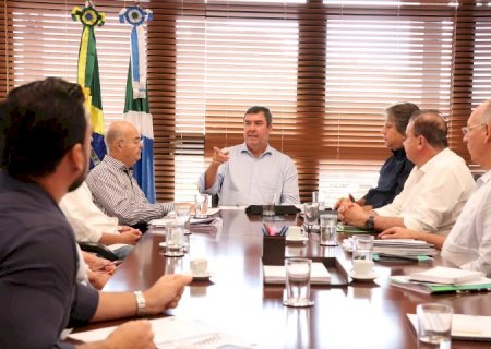 Municipalismo: Governador recebe demandas de habitação e infraestrutura de Nova Andradina