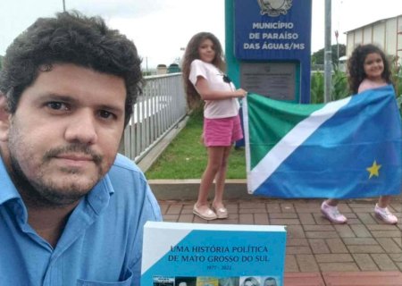 Professor Fatimassulense Wagner Cordeiro Chagas realiza sonho ao conhecer 79 cidades de MS e escreve livro sobre história política