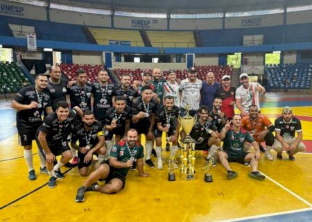 Operário de Caarapó ganha de 4 a 1 do Corumbaense na final do Estadual de Futsal