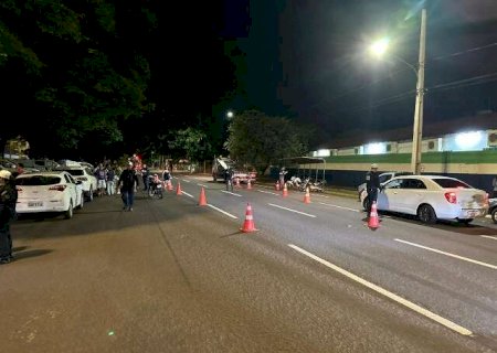 Campo Grande: Em 3 noites de carnaval, 51 veículos são aprendidos e 3 motoristas presos