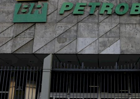 Conselho da Petrobras propõe pagar 50% dos dividendos extraordinários>