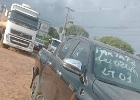 Leilão de veículos apreendidos pela Justiça tem Hilux a R$ 50 mil