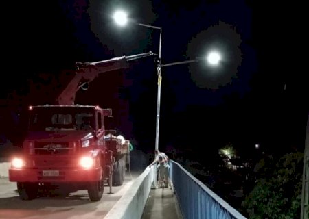 Trabalho de Zé Teixeira garante iluminação de LED em municípios