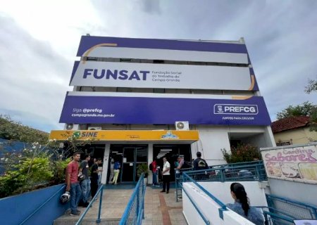 De vigia a maquiadora, balc&atilde;o de empregos da Funsat tem 1,4 mil novas vagas