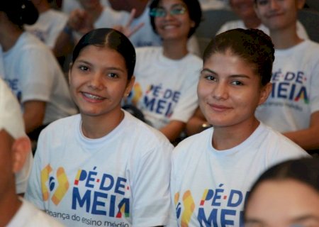 Pé-de-Meia: pagamento a novos beneficiários começa hoje