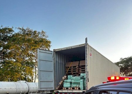 PRF apreende uma tonelada de maconha em Ivinhema