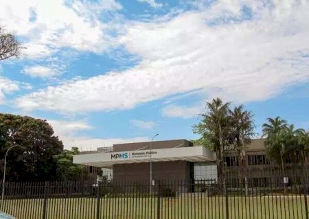 Ap&oacute;s reprovar todos os candidatos, MP mant&eacute;m 11 em concurso para promotor