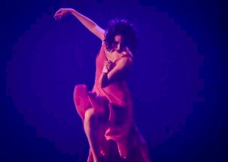 Bailarina de MS representa o Brasil em bienal de dança na França