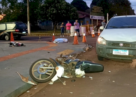 VÍDEO: Colisão entre utilitário e moto termina com jardineiro morto no Jardim Clímax