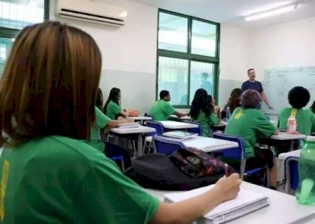 Governo publica lista final de aprovados para professores tempor&aacute;rios