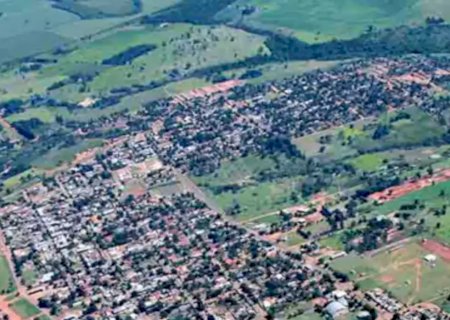 Prefeitura de Sete Quedas oferece 42 vagas com salários de até R$ 5,2 mil