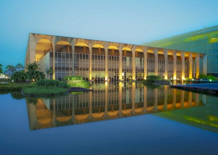 Itamaraty encerra hoje inscrições para concurso de diplomata>